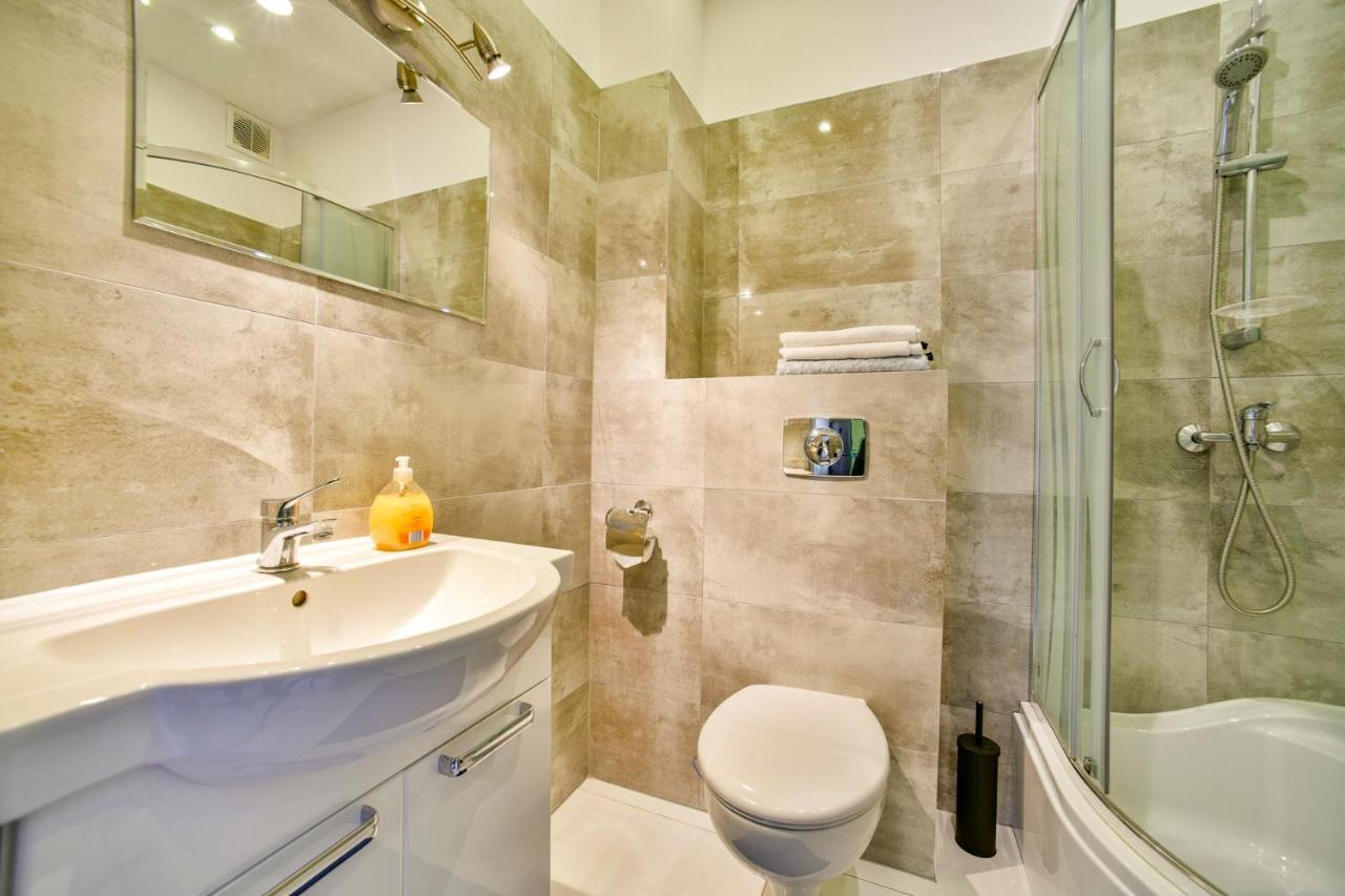 Apartment U Ewy W Kolobrzegu Podczele - 2 Sypialnie 50m2, Wifi I Darmowy Parking! *