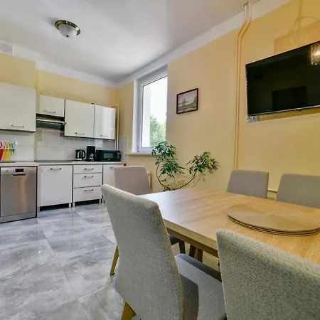 Apartament U Ewy W Kolobrzegu Podczele - 2 Sypialnie 50M2, Wifi I Darmowy Parking! Exterior photo